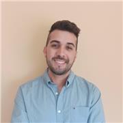 Ingeniero en logistica Argentin contando su experiencia profesional y personal pero viviendo en Italia.